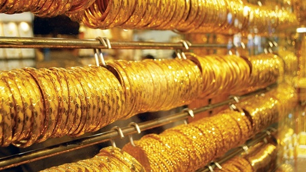 انخفاض أسعار الذهب اليوم وسعر عيار 21 يضل إلى 777 جنيه